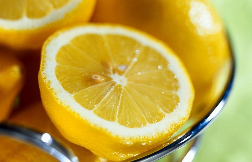 Лимон для очистки духовки