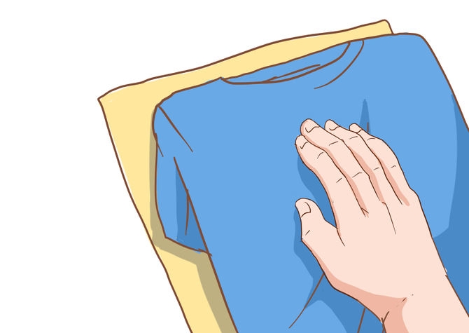 Мокрое полотенце поможет разгладить одежду