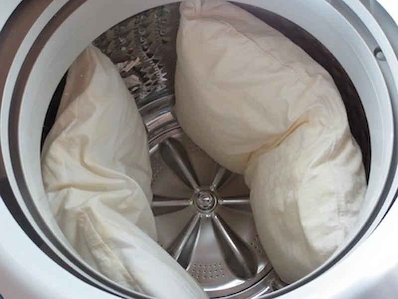 Подушке в стиральной машине